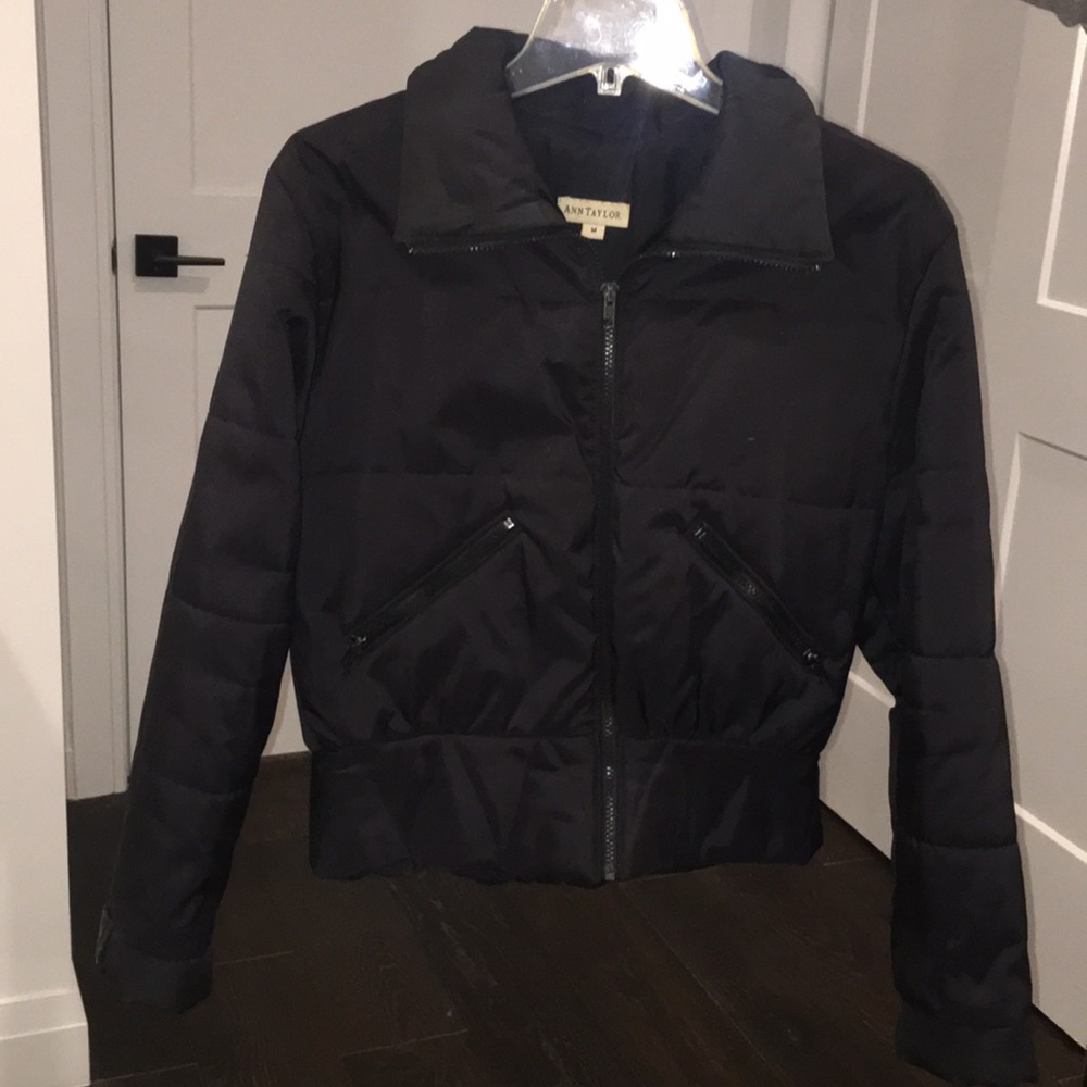 Ann Taylor Black short puffer coat medium
